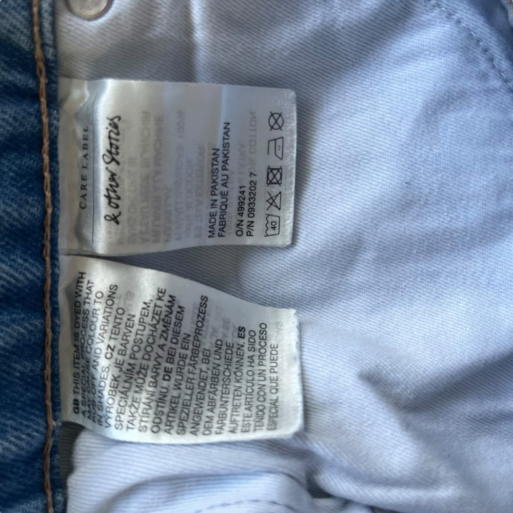 & Other Stories Womens Size 10 High Waisted Denim Jean Shorts Blue Button Fly - Picture 6 of 7